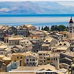 Helena Old Town Corfu 3 דירה *