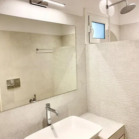 Helena Old Town Corfu 3 *